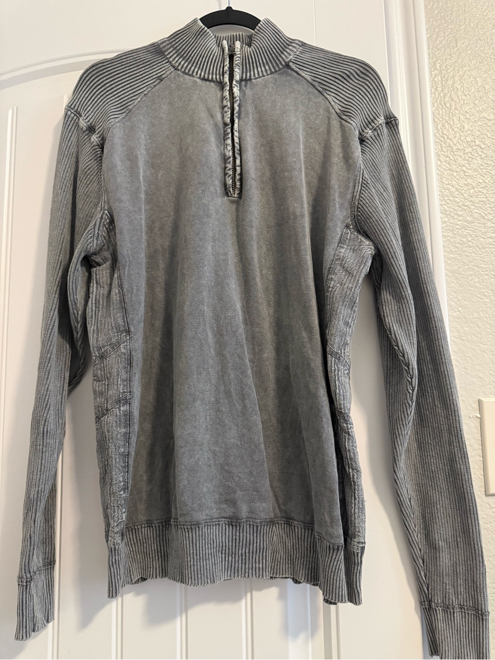 BKE Men's Washed Gray Half-Zip Pullover